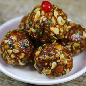 Dry Fruit Laddu