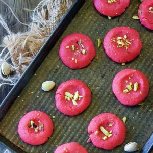 Strawberry Milk Peda